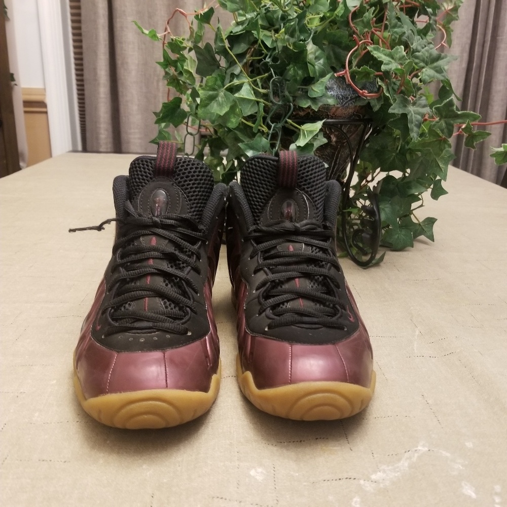 Nike FoamPosite One GS Foamposite (Size 7Y)